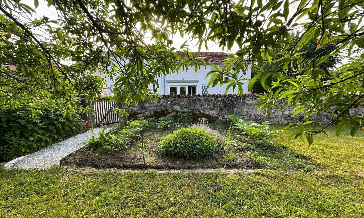 Melay House | Charming and comfortable holiday home in Melay