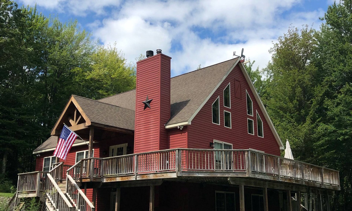 West Kill House | Charming and Private Catskill Chalet