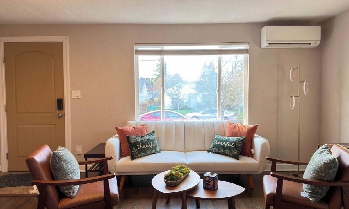 South Delridge House | Charming and quiet West Seattle Home!