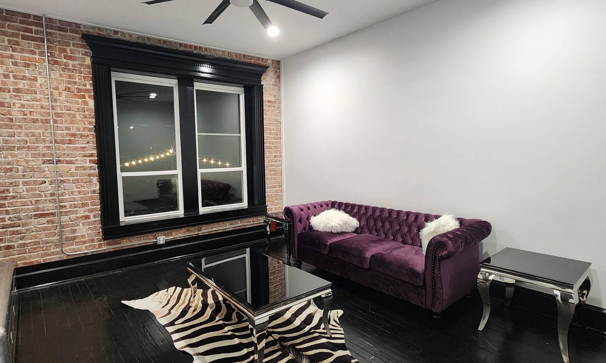 Okmulgee Apartment | Charming and unique upscale 1-bedroom apartment in downtown Okmulgee