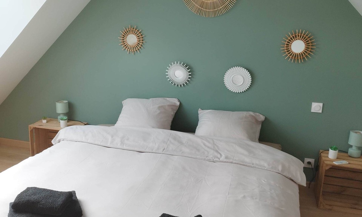 Pleudihen-sur-Rance Apartment | Charming apartment on the banks of the Rance