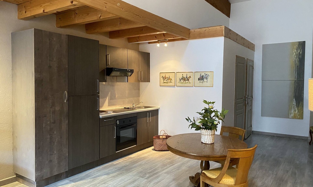 Cluny Apartment | Charming apartment 2 km from Cluny