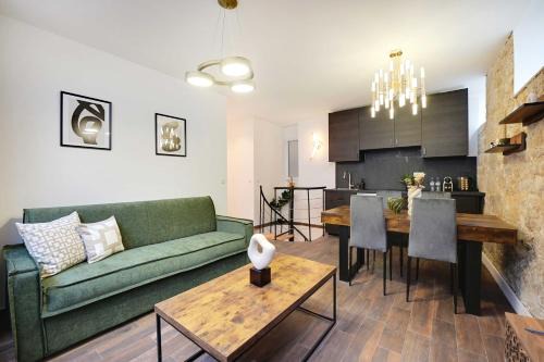 Croulebarbe Apartment | Charming apartment - AC- 2BD-8P - Port Royal