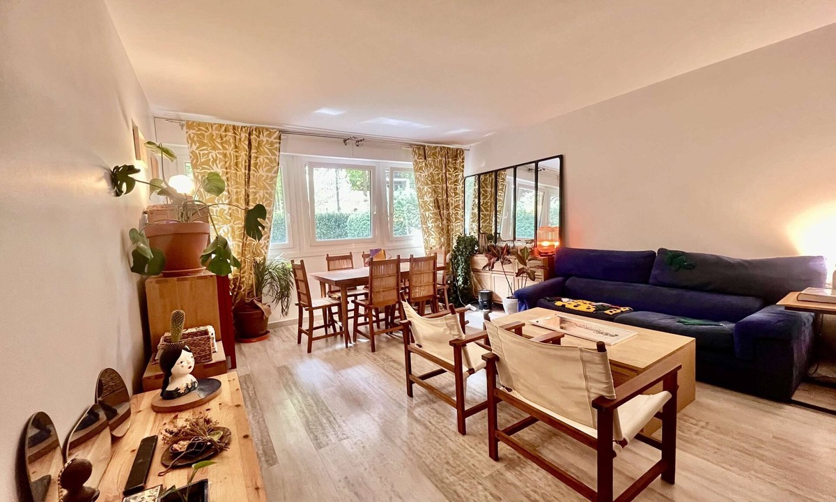 Combat Apartment | Charming Apartment – Buttes-Chaumont