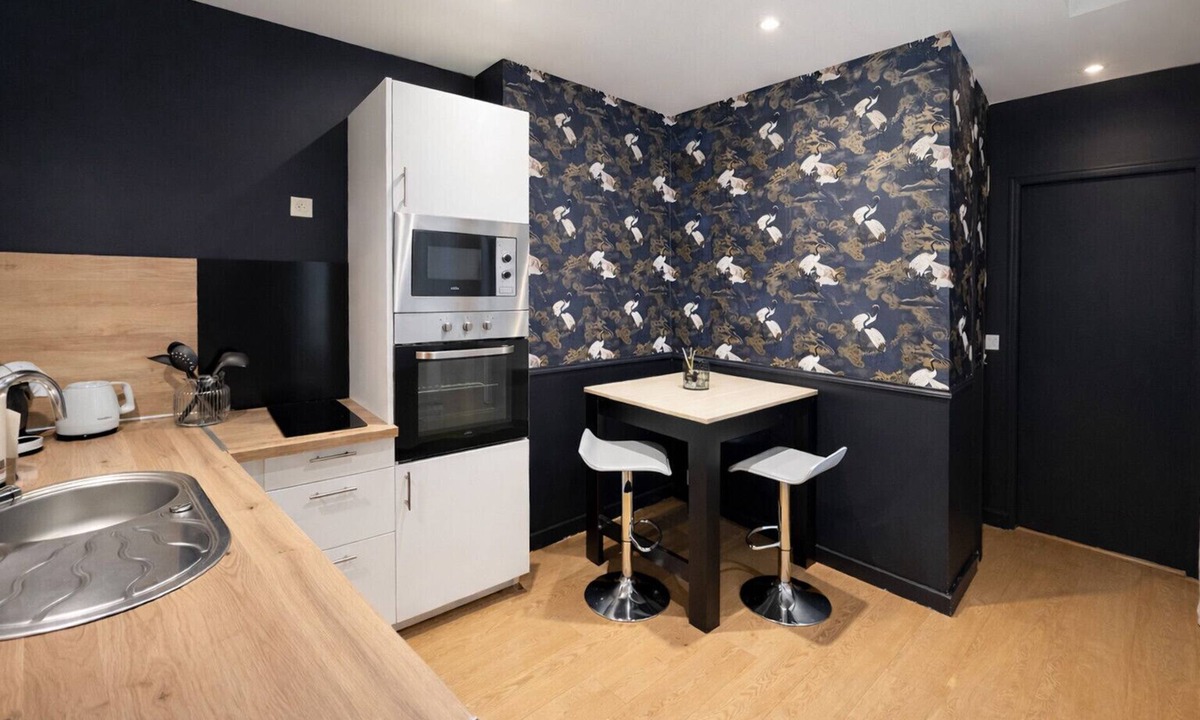Downtown Angers Apartment | Charming apartment in the heart of the city center – 2 guests