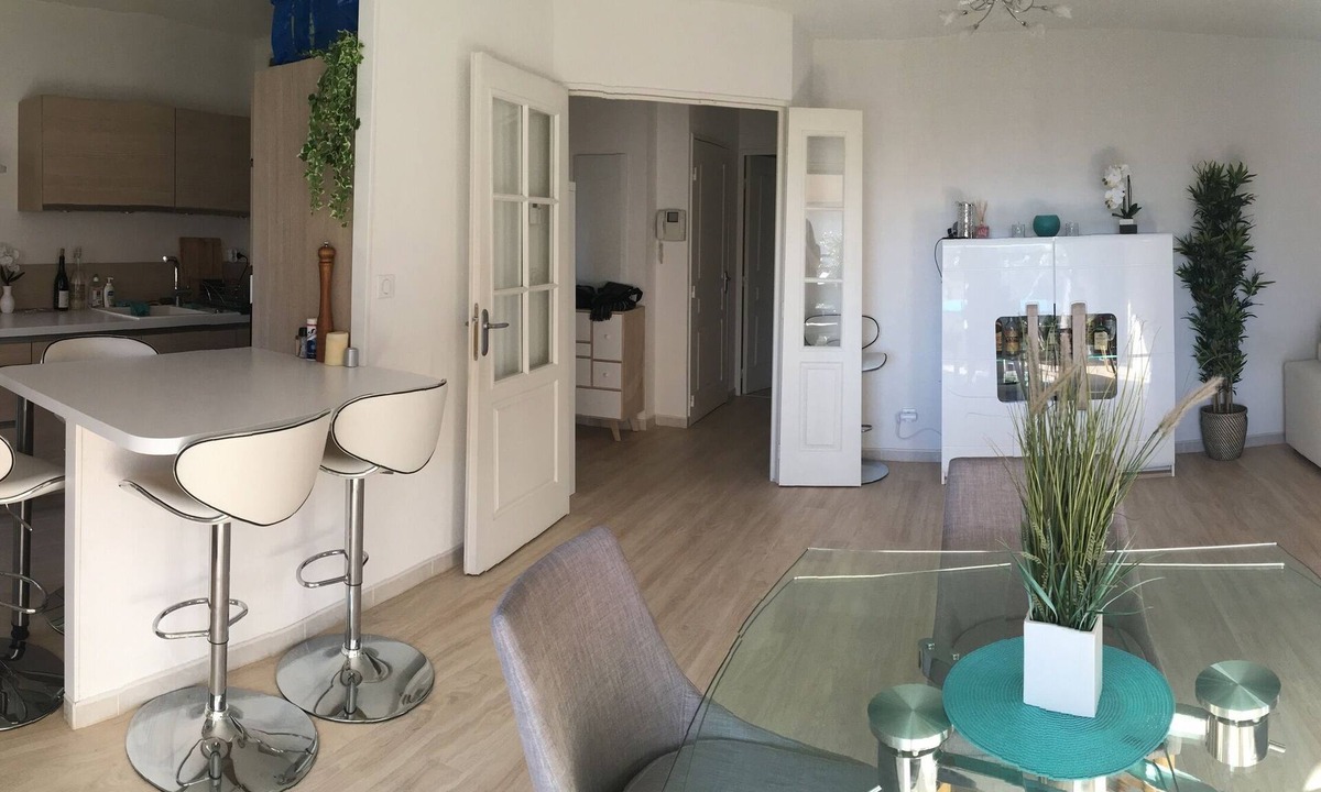 Port Marianne Apartment | Charming app T4 85m2 with terrace Coeur Marianne