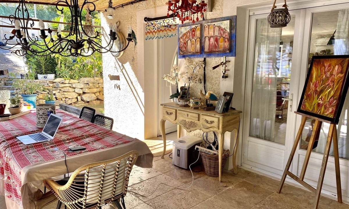 Les 3 Ponts House | Charming artist's house.