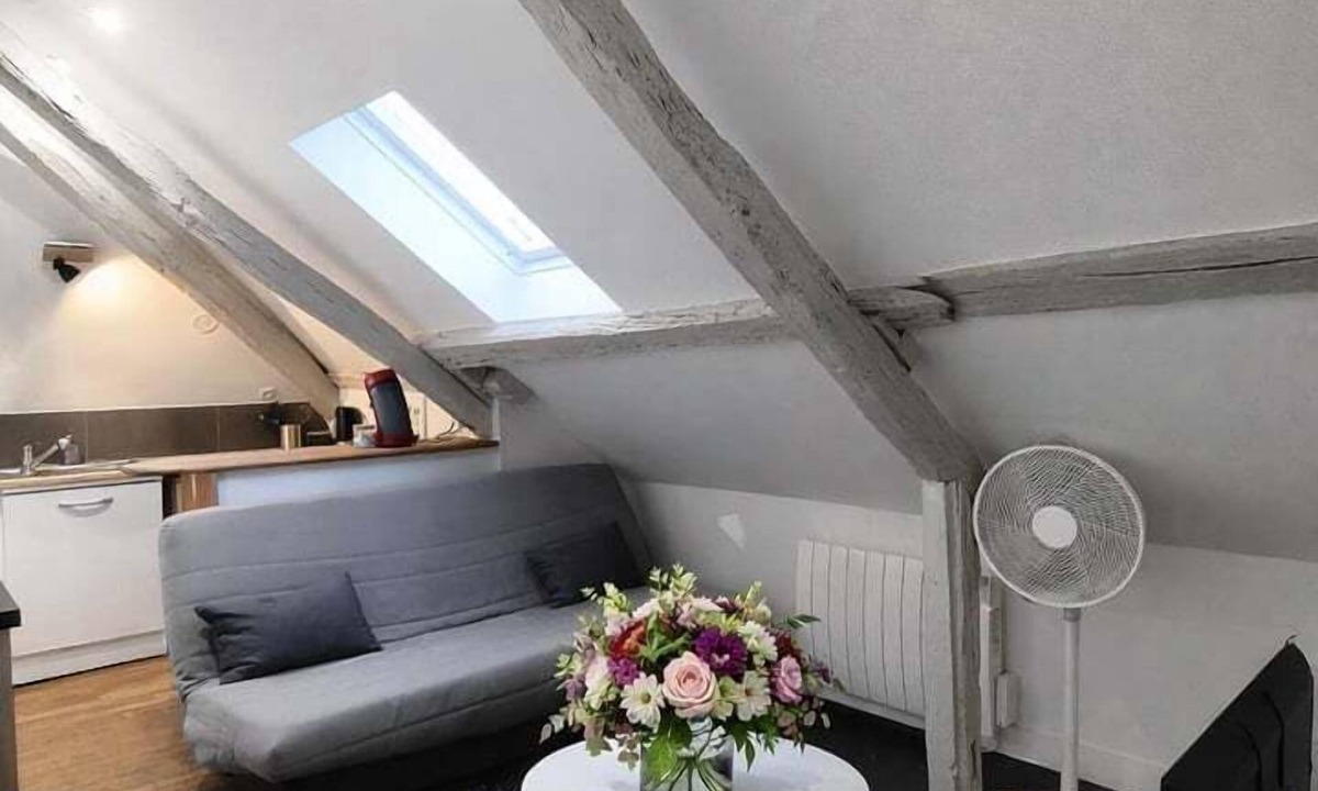 Old Town Apartment | Charming attic nest. City center and train station