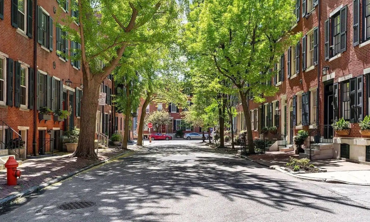 Pocono Pines Ski Chalet | Charming Authentic Chalet Indoor Hot Tub