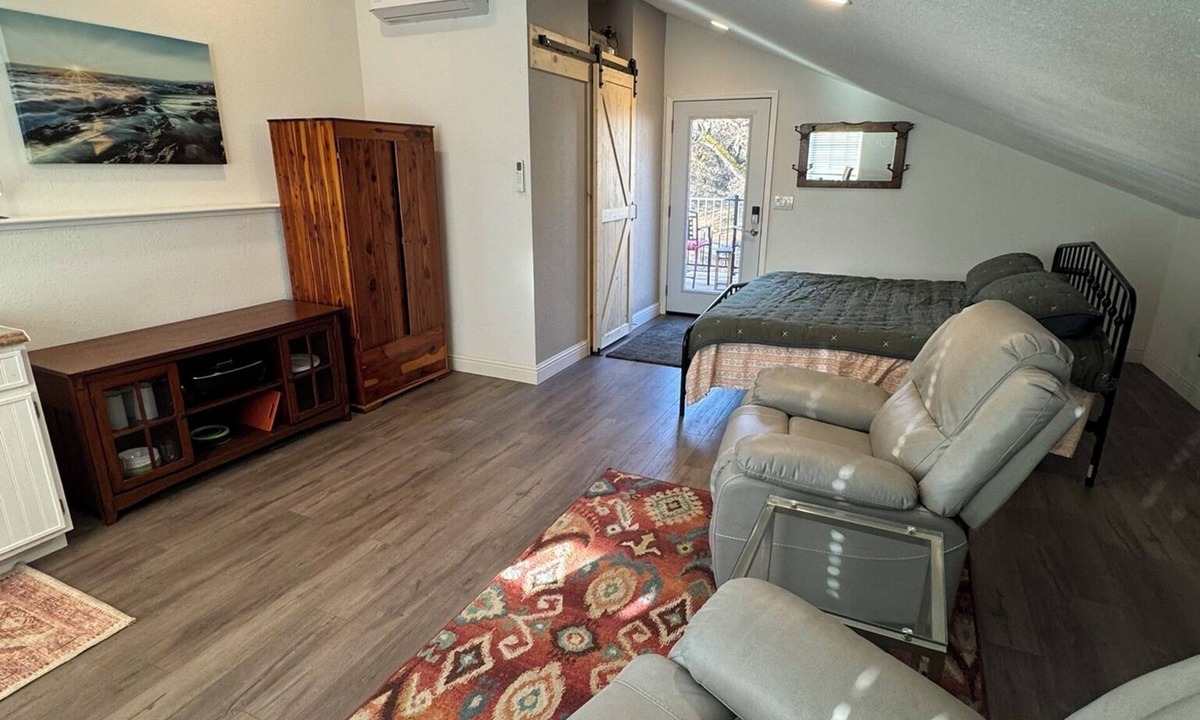 Cool House | Charming barn loft in Cool Ca n30 day minimum stay