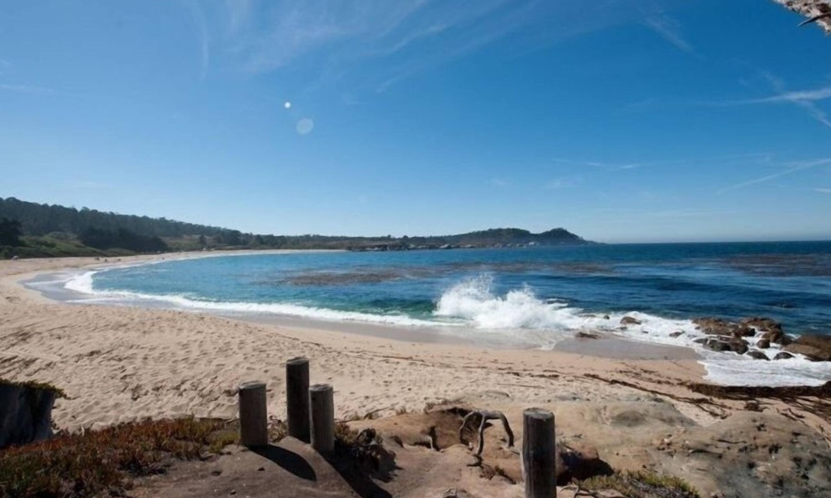 Carmel Cottage | Charming Beach Front Cottage
