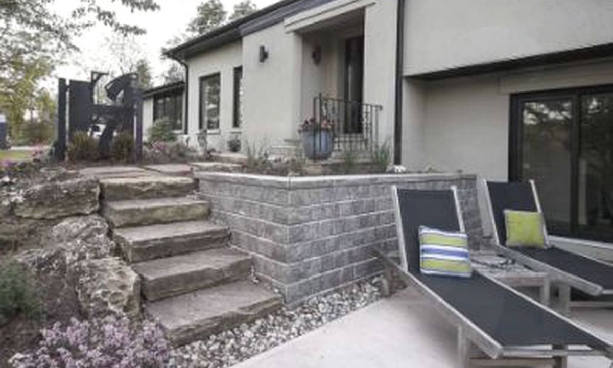 Caledon Cabin | Charming Bed and Breakfast Rental near to the Caledon Hills, Ontario