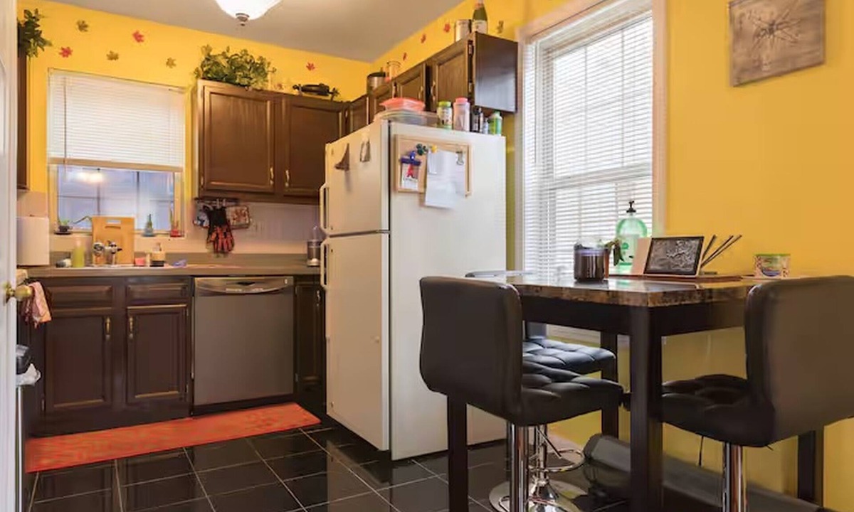 Highland Park Condo | Charming Boston Condo
