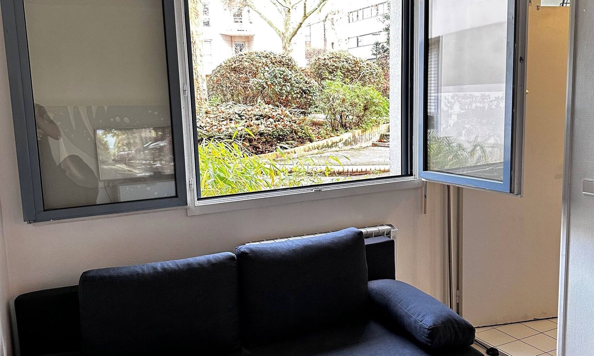 La Garenne-Colombes Apartment | Charming bright studio in a quiet residence