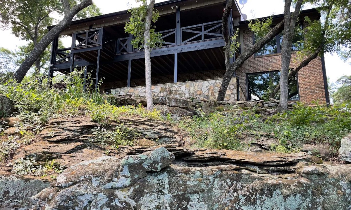 Lake Brownwood House | Charming Brownwood Lakehouse with Stunning Views & Private Dock