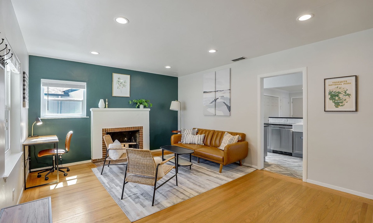 Southeastern Sacramento House | Charming Bungalow in Quiet Tahoe Park Neighborhood