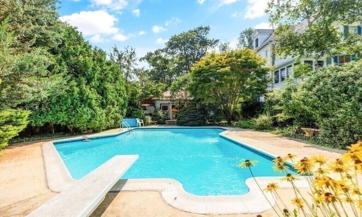 Rockport House | Charming bungalow with pool! Walk to Front Beach and shops! Booking Spring 2026