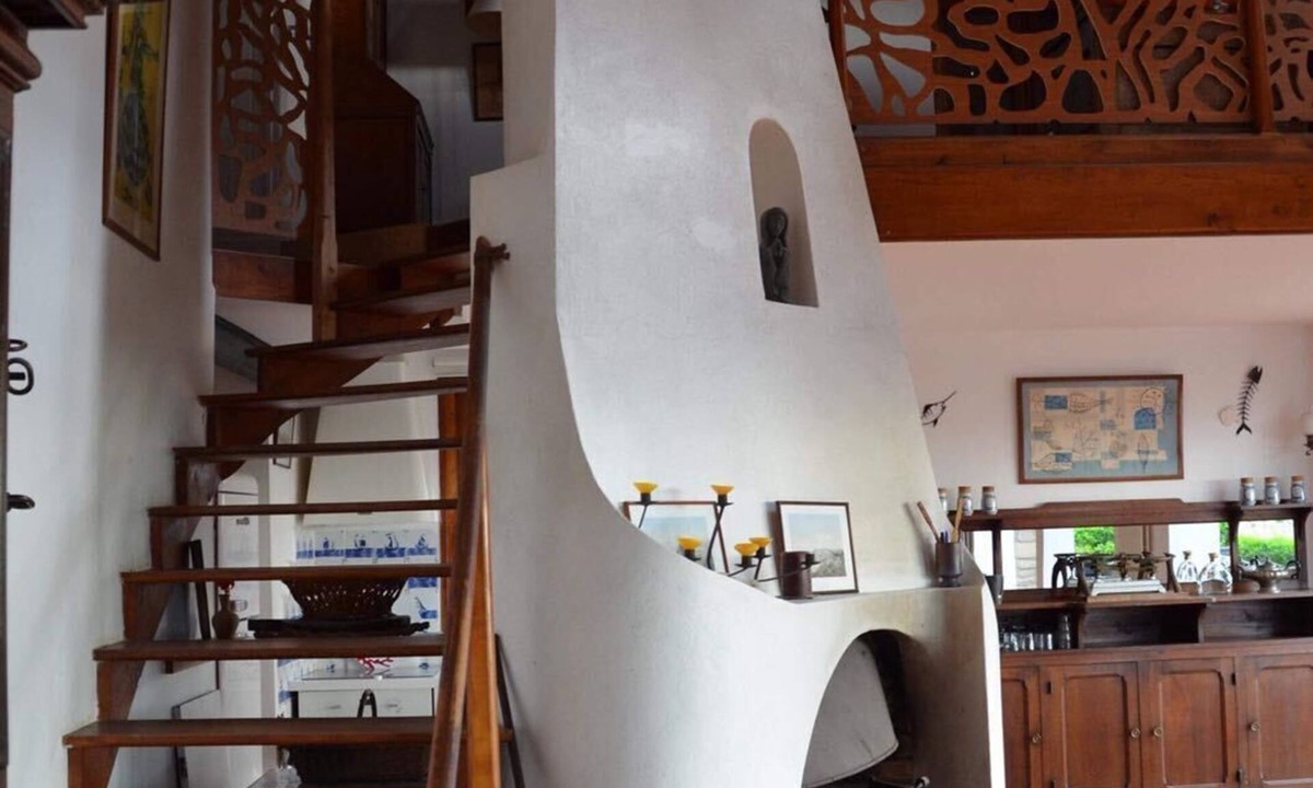 Le Planet House | Charming cliff-top house with sea view