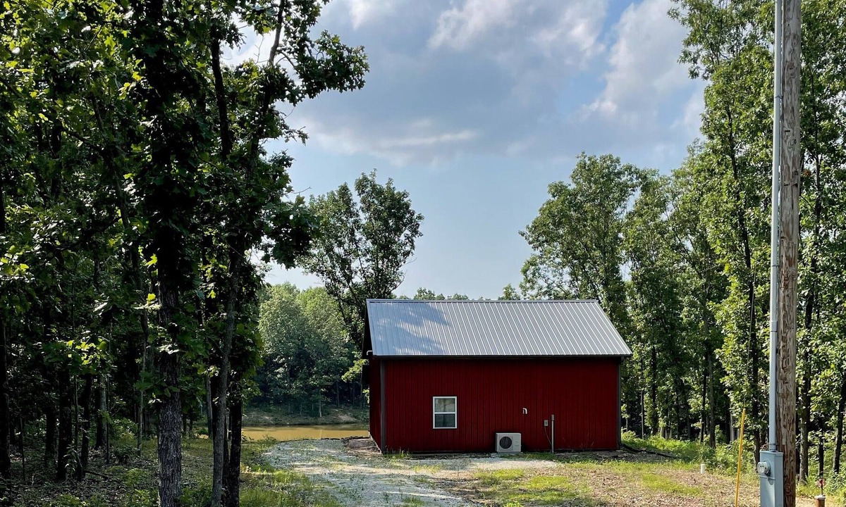 Goodson Cabin | Charming cabin near Bennett Springs, Pomme de Terre