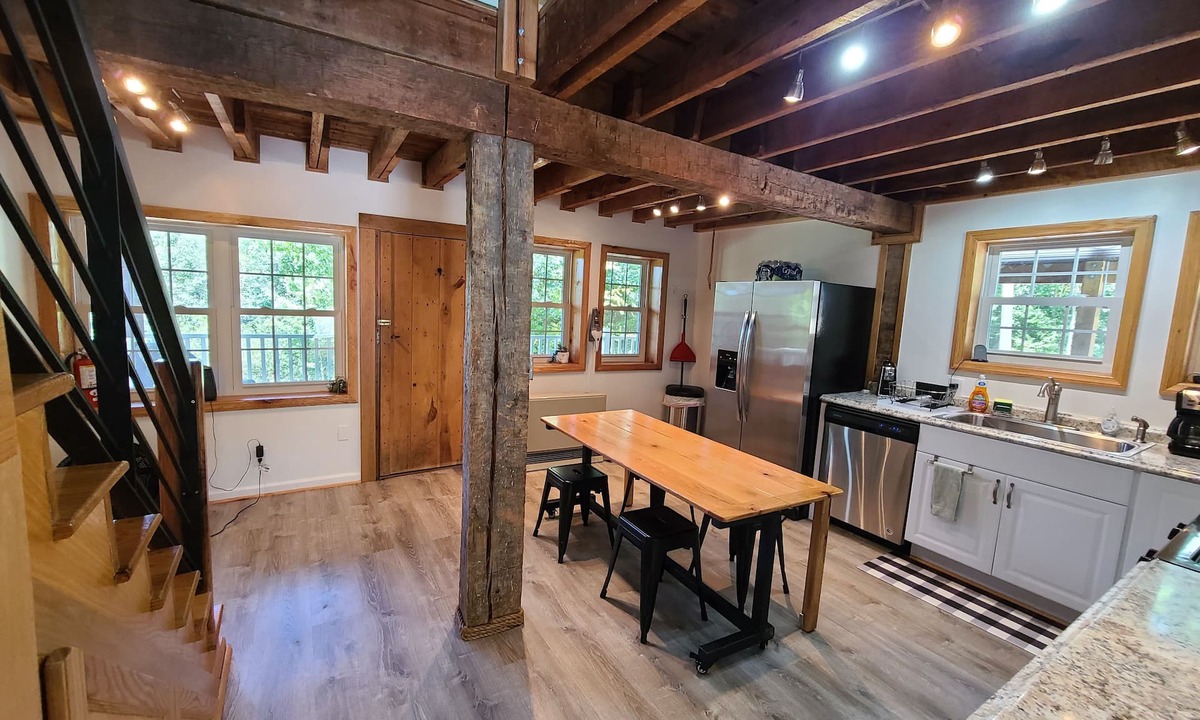 Franklin Cabin | Charming cabin nestled deep in the woods, great for a peaceful getaway