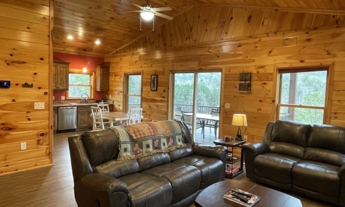 Tellico Plains Cabin | Charming cabin with an Amazing view! - pet and motorcycle friendly! 2 Bedroom Cabin by RedAwning