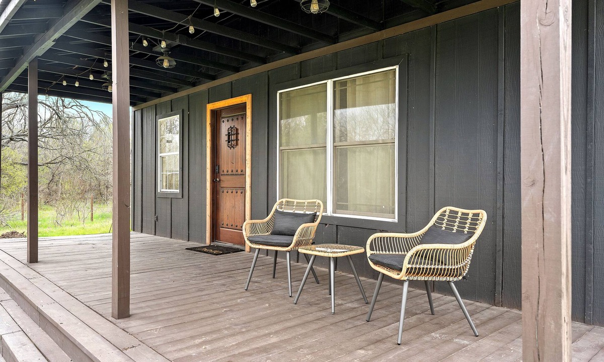Del Valle Cabin | Charming cabin with AC and WiFi/20 min from DTA