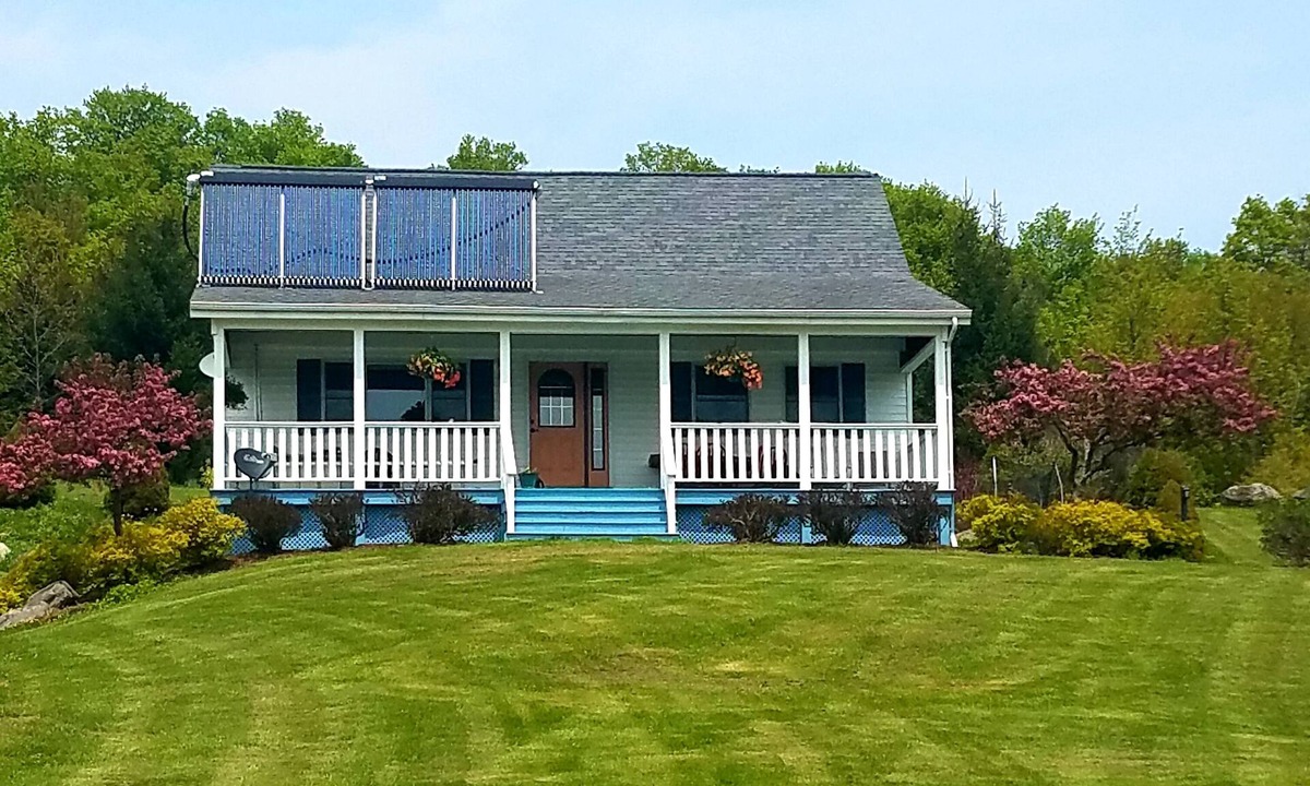 Burlington Flats House | Charming Cape Cod