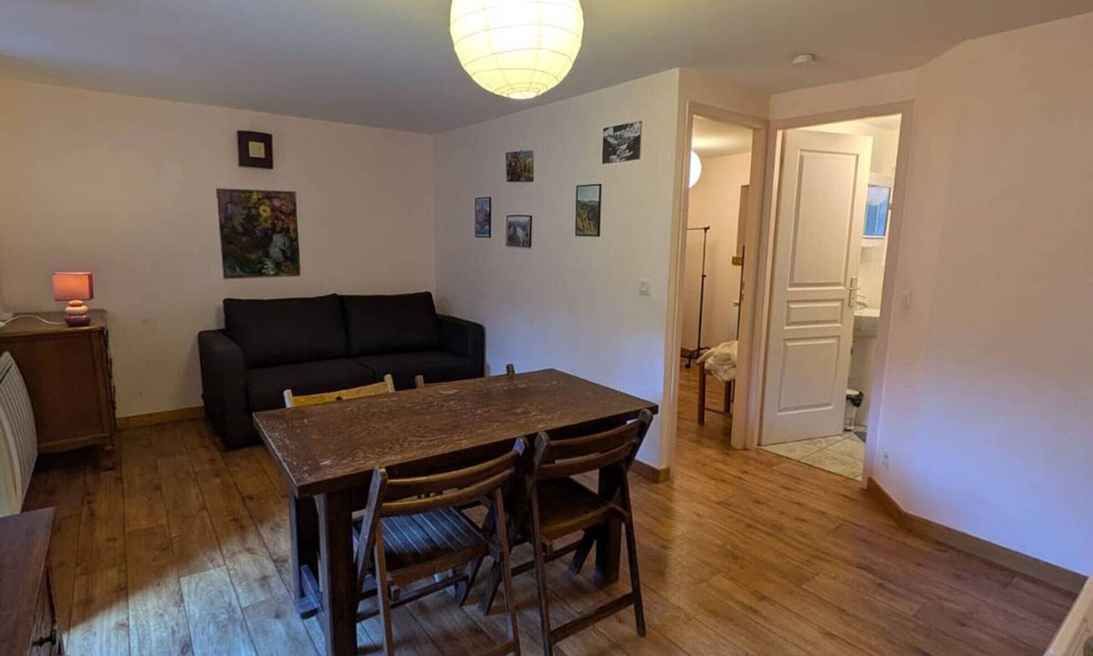 Areches Apartment | Charming central T2 with parking and WIFI