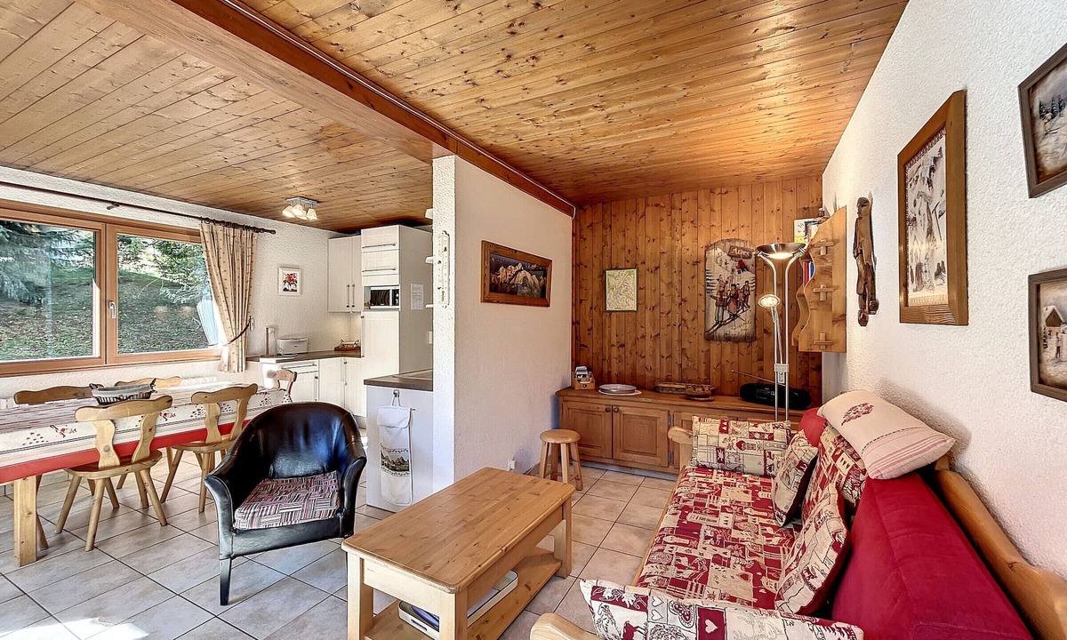 Combloux Apartment | Charming Central Apartment with Garden Access in Combloux