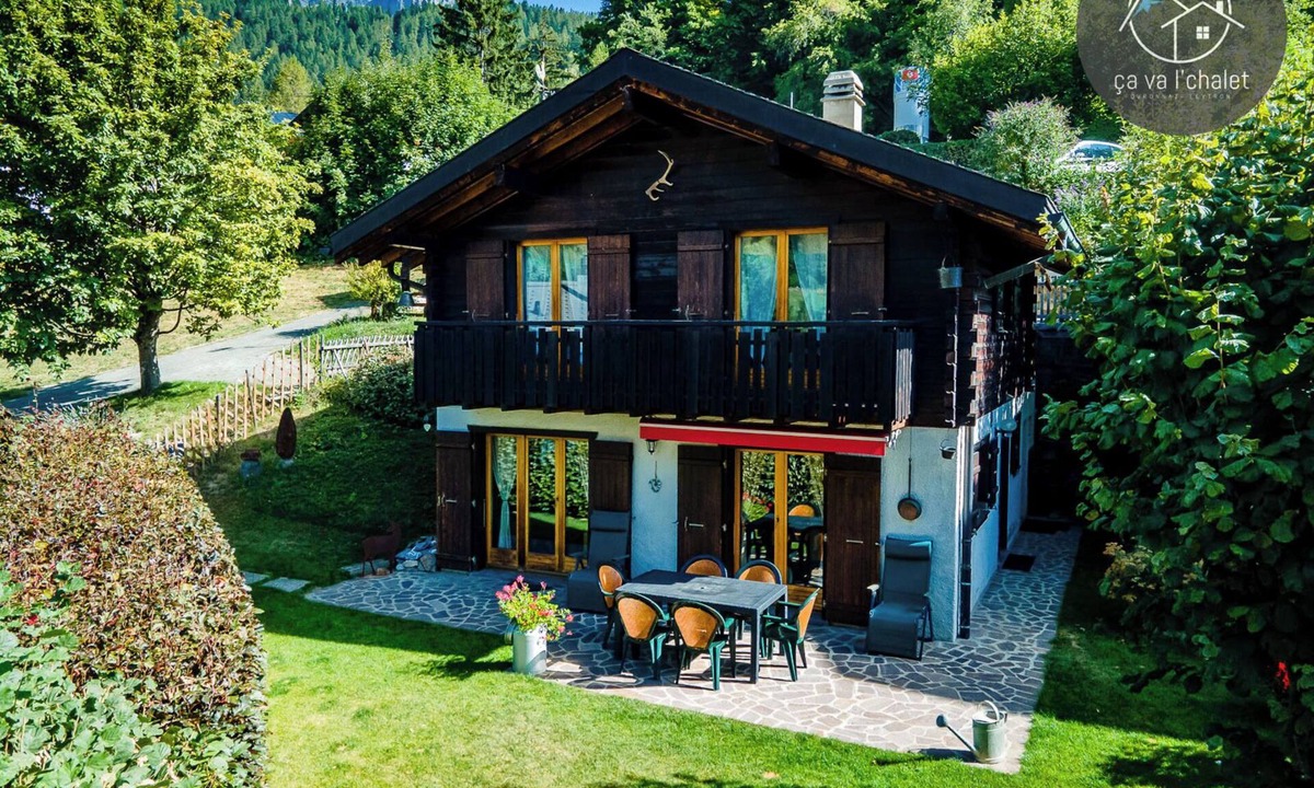 Ovronnaz Ski Chalet | Charming Chalet le Coeur in the center