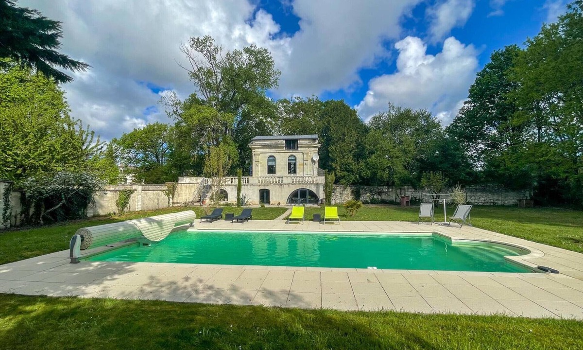 Brehemont Cottage | Charming chapel, pool near Loire