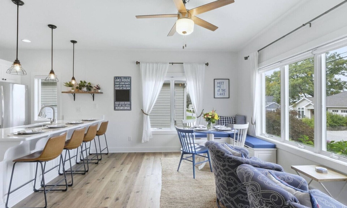 Clear Lake House | Charming Clear Lake Cottage