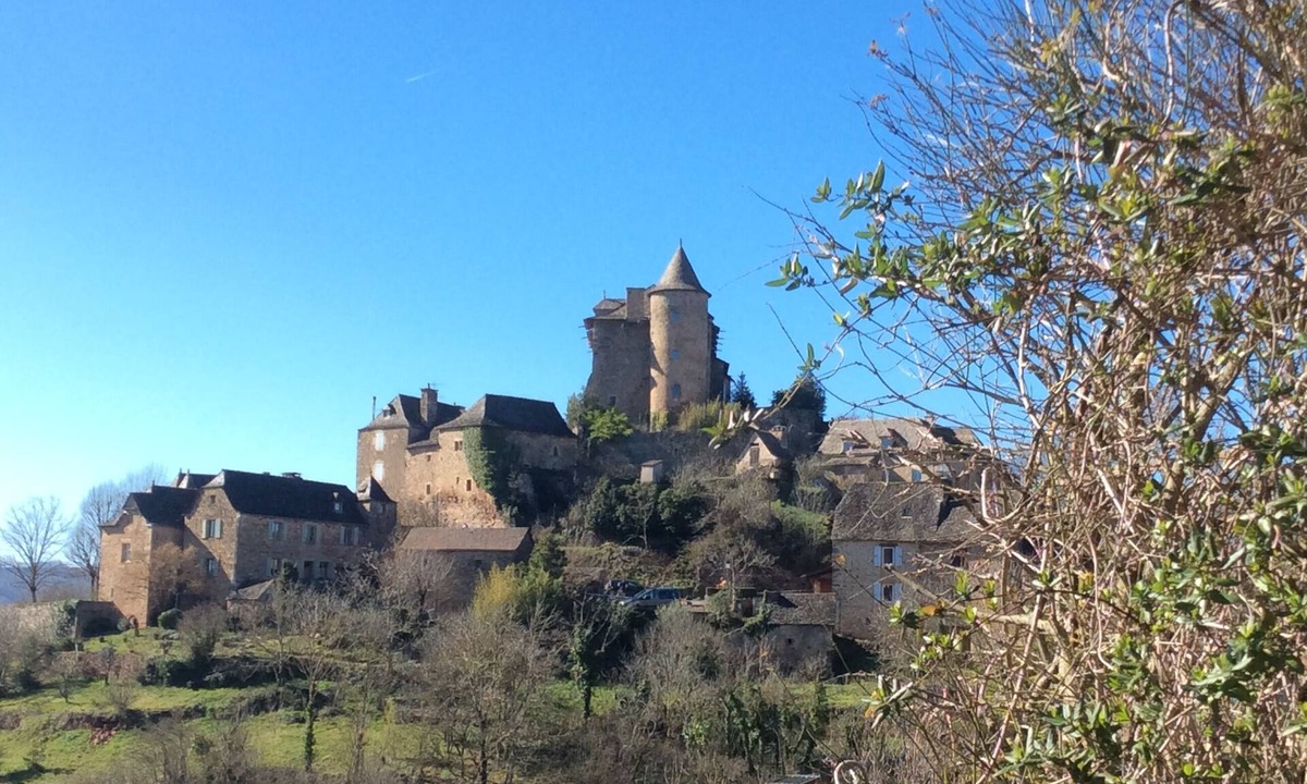 Clairvaux-d'Aveyron House | CHARMING COMFORT 15 minutes from Rodez