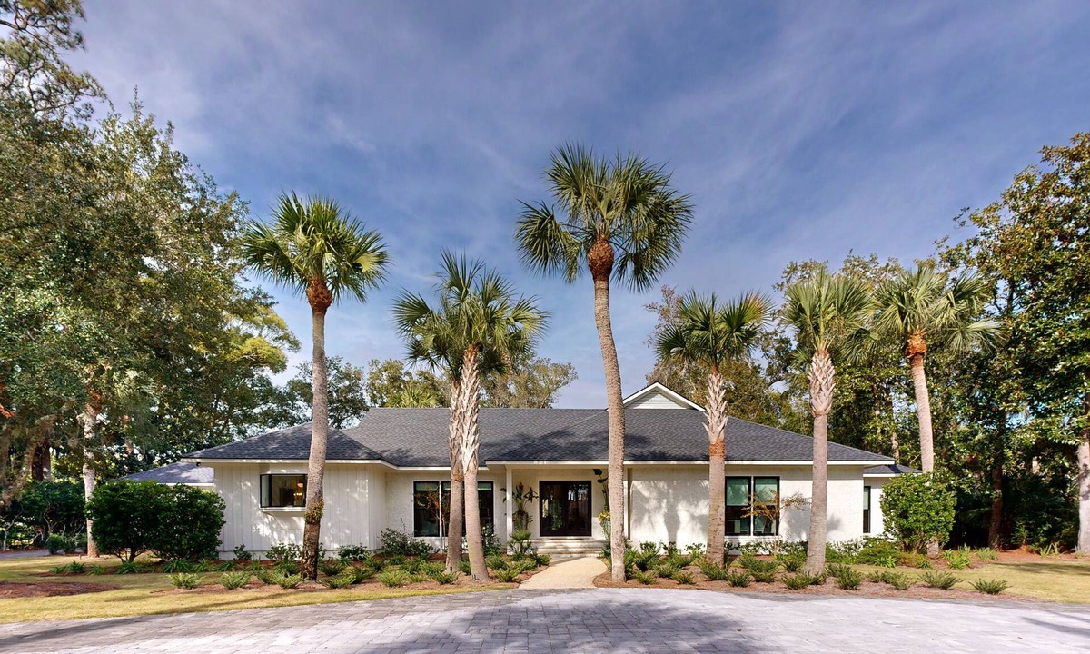 Sea Island Cottage | Charming Coastal Bungalow