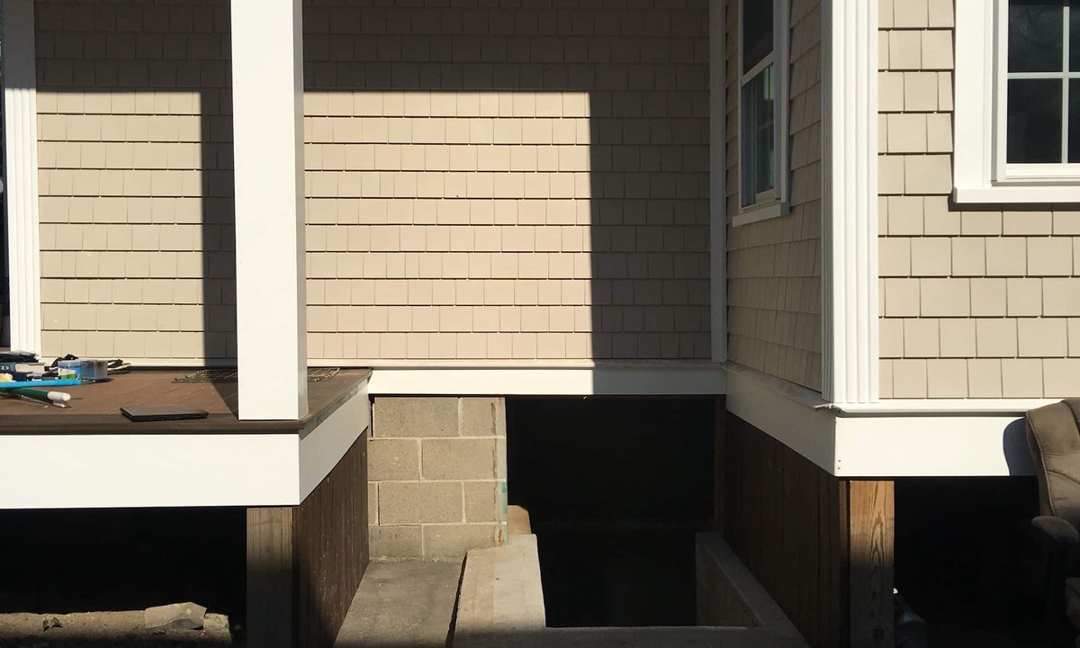 Medford House | Charming Colonial Two Bedroom Basement Apartment