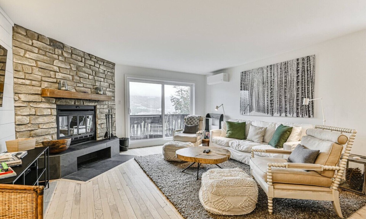 Mont-Tremblant Apartment | Charming Condo Mont-Tremblant-Lake Views