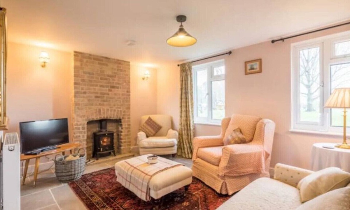Littleport Apartment | Charming & Cosy - Whooper Cottage
