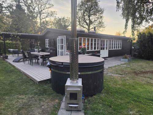 Fjellerup House | Charming Cottage Close To The Beach