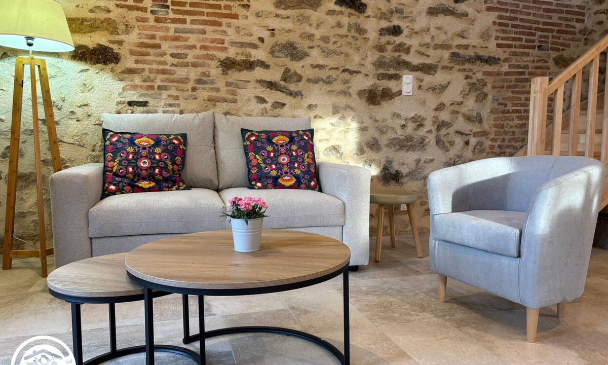 La Gaubretiere Cottage | Charming Cottage in Vendée, 3 Bedrooms, Parking Included