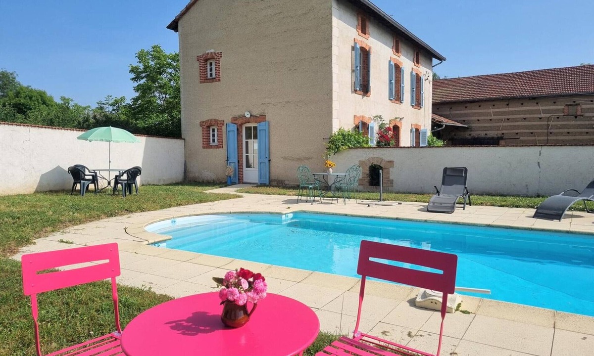 Saint-Sixte Cottage | Charming cottage in Saint-Sixte with private pool