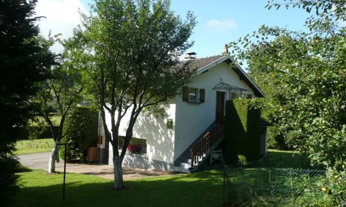 Jussarupt Cottage | Charming cottage in Jussarupt - pets welcome
