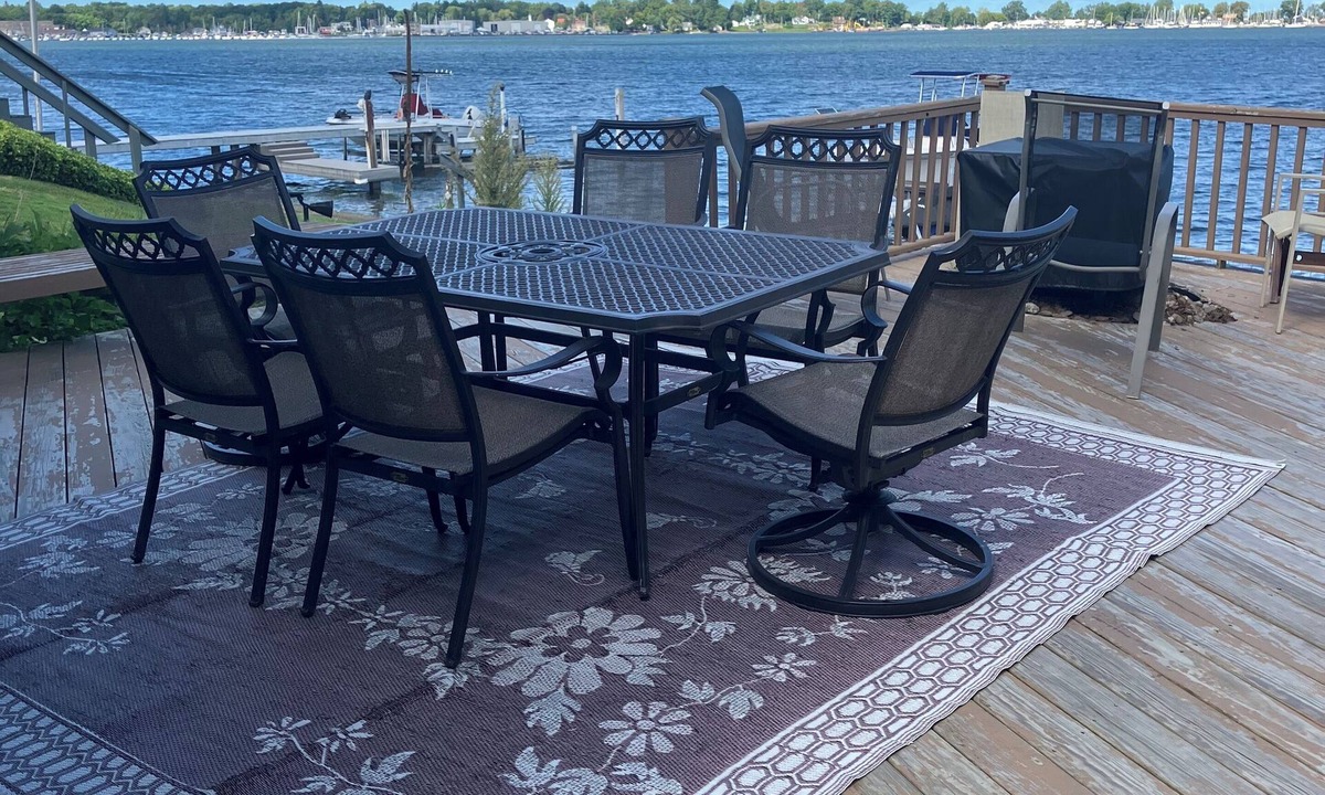 Sodus Point Cottage | Charming Cottage on the Bay and Golf Course with private patio and boat dock.