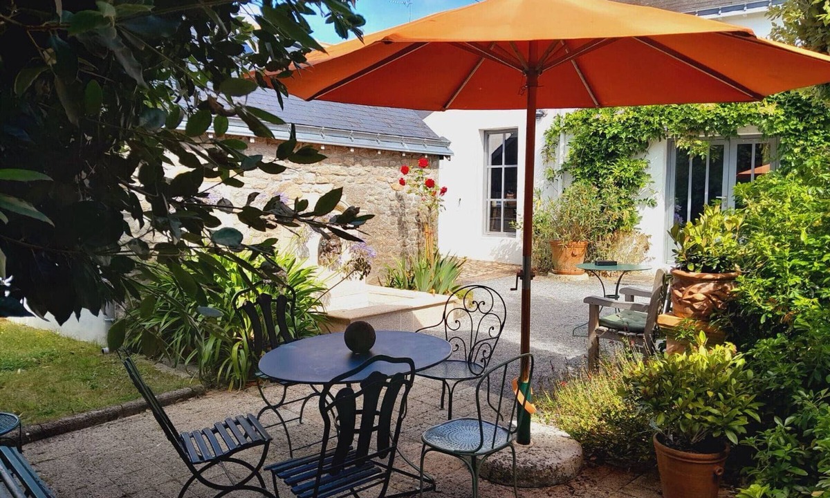 Clis Cottage | Charming Cottage with Bikes near Salt Marshes, 3km from Sea