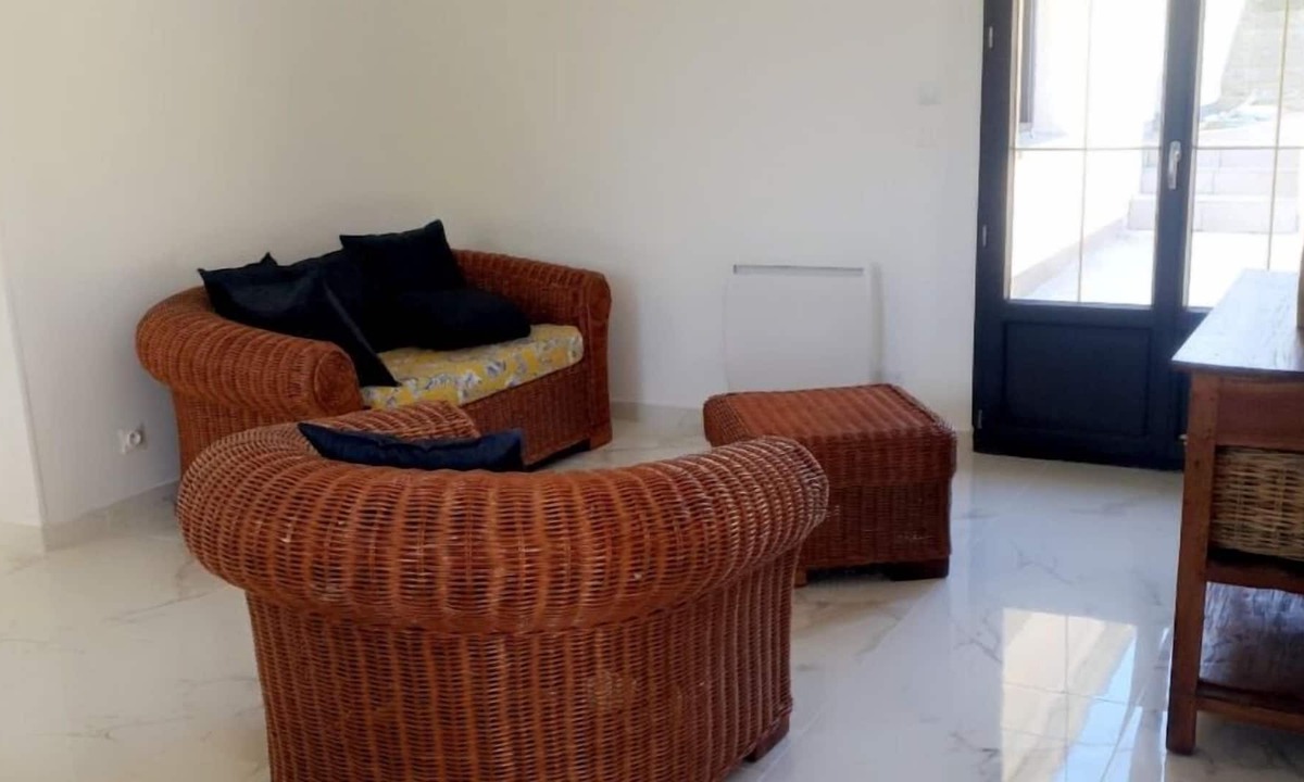 Maubert-Fontaine House | Charming country house