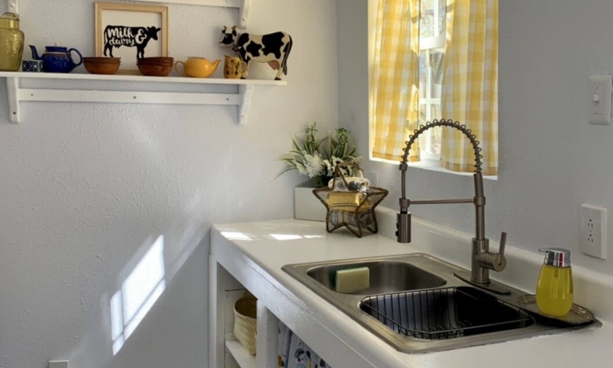 Cascade Cottage | Charming Country Cottage- Long Term Stays Welcome!