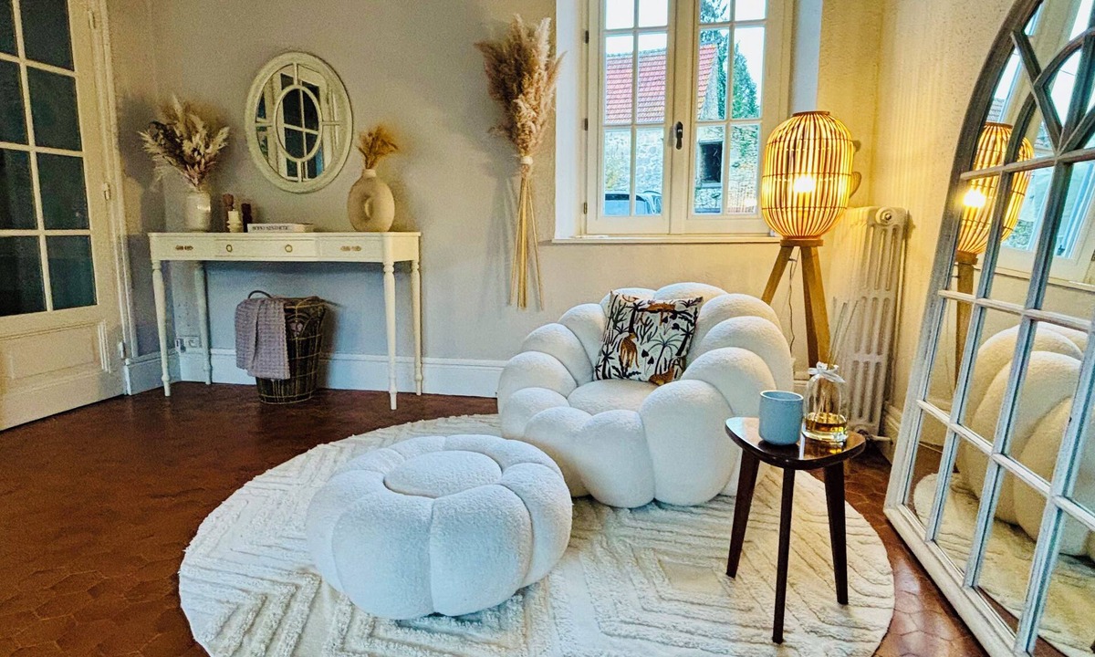 Mortefontaine House | Charming country chic house