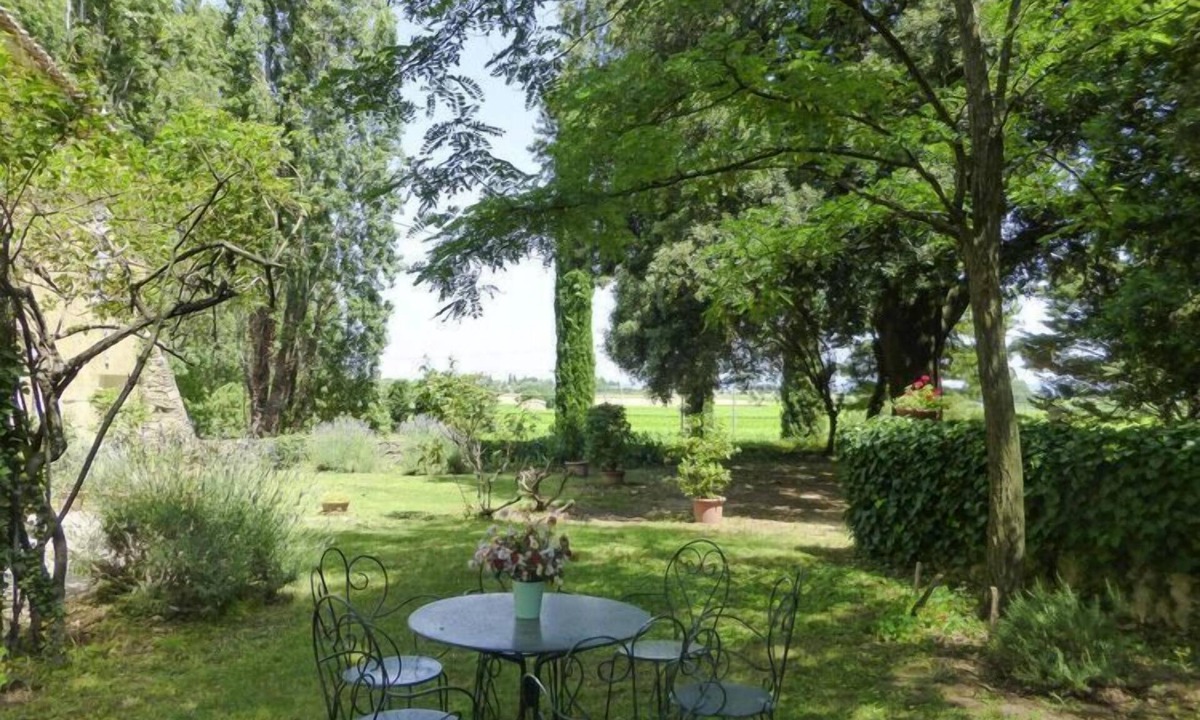Pont-Saint-Esprit House | Charming country house with garden