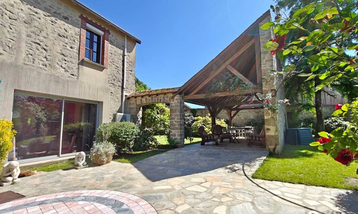 Aigurande House | Charming country home