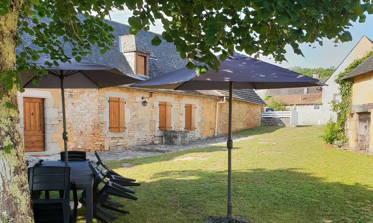 Chasteaux Cottage | CHARMING COUNTRY HOUSE