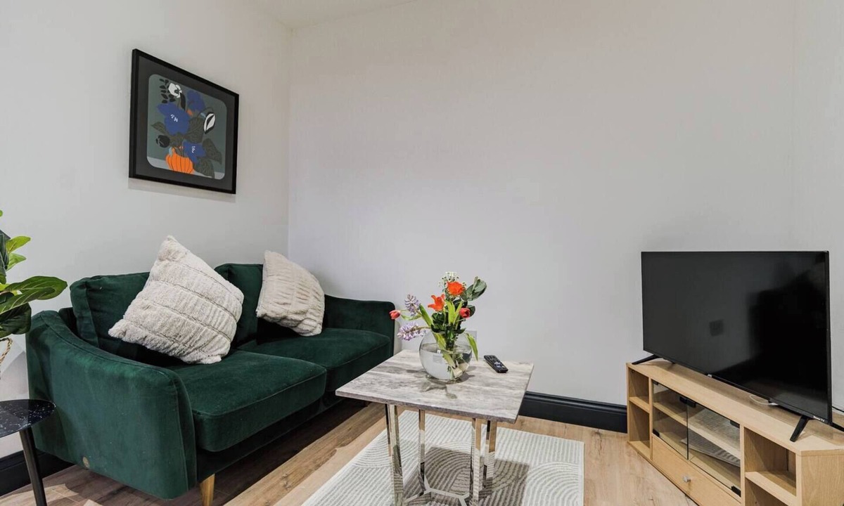 Harehills Apartment | Charming & Cozy 2 BR flat, Free parking, Cent…